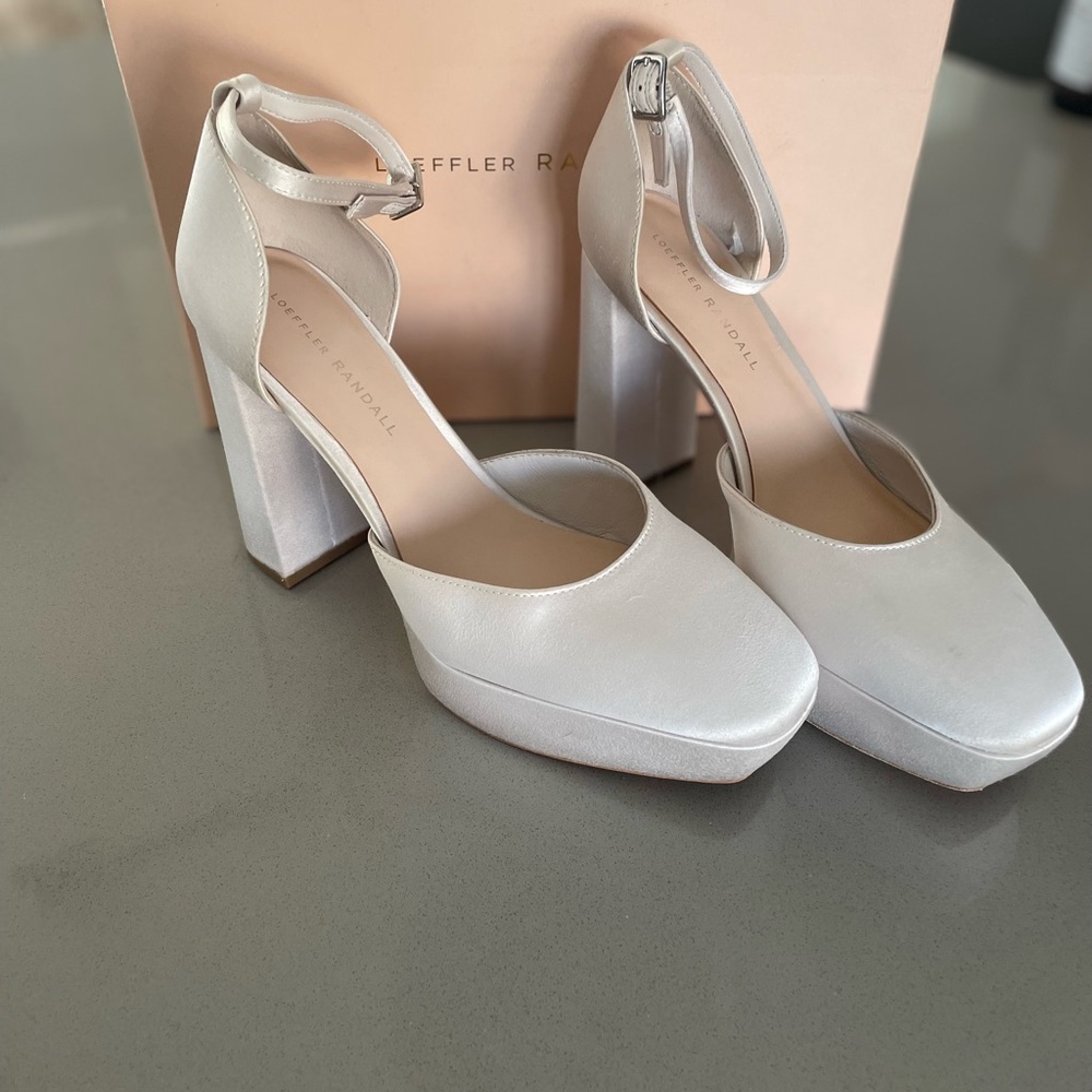 Loeffler Randall Women's Cream Platform Heels